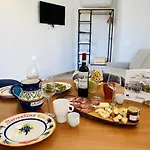 Vesuvio Bed & Wine Experience 农家乐 *